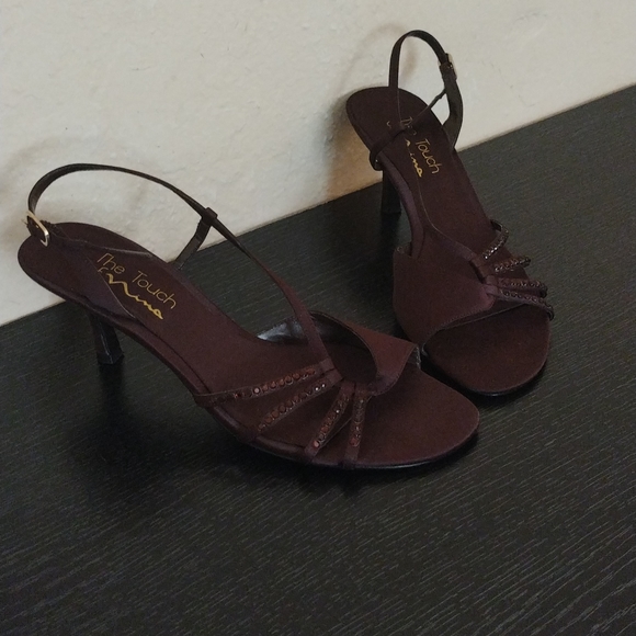 🔥SALE🔥Rhinestone the touch of Nina heels size 7 - Picture 2 of 6